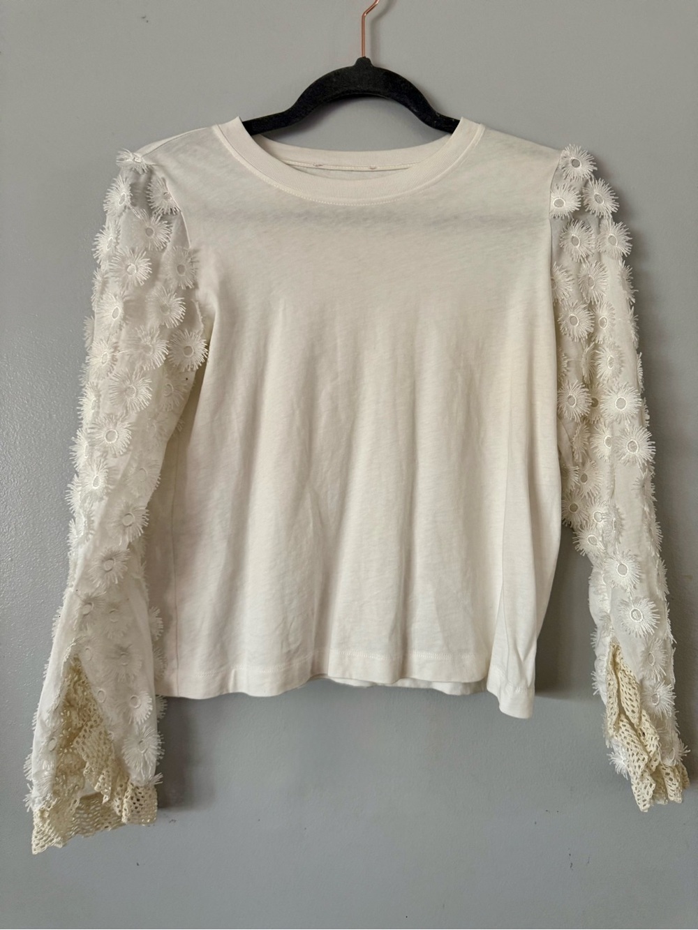 See by Chloé White Cotton Tee with 3D Floral Appliqué & Crochet Detail Sleeves